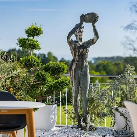 לינה וארוחת בוקר Sehr-fein