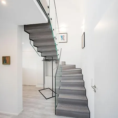 Bed and Breakfast Sehr-fein Φριντρισχάφεν