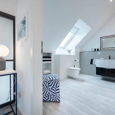 Sehr-fein Bed and Breakfast