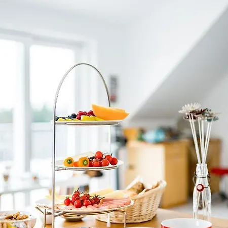 Bed and Breakfast Sehr-fein Φριντρισχάφεν