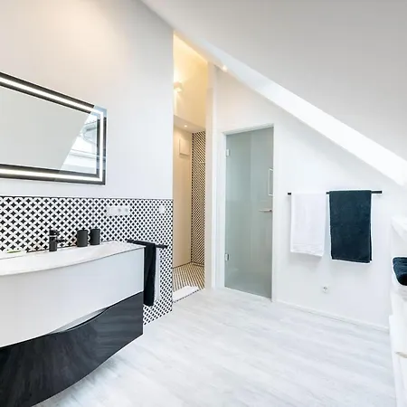 Bed and Breakfast Sehr-fein