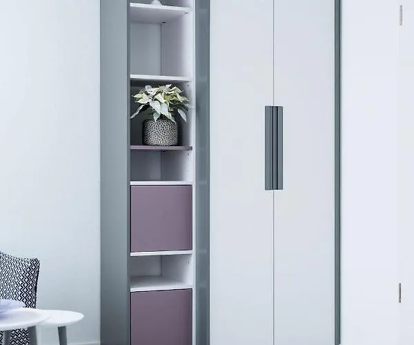 לינה וארוחת בוקר Sehr-fein *