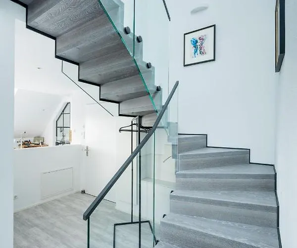 Sehr-fein * פרידריכסהאפן